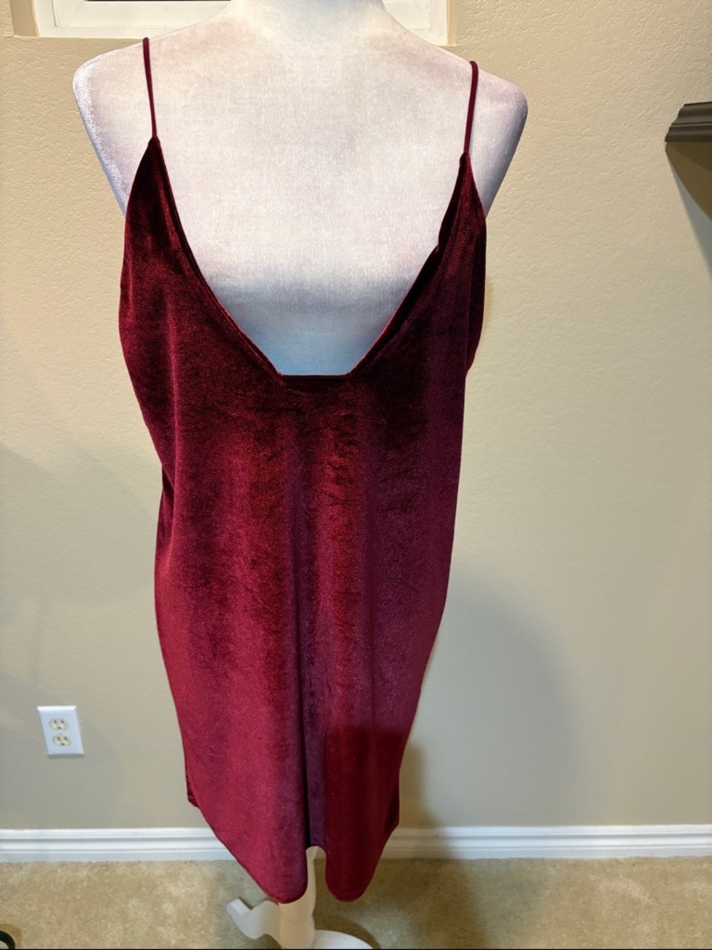 Missguided Burgundy Velvet Slip Mini Dress-Size 8